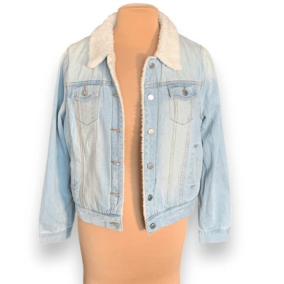 Ashley Vintage Charm Light Wash Sherpa Collar Denim Trucker Jacket Women’s XL - Picture 3 of 13
